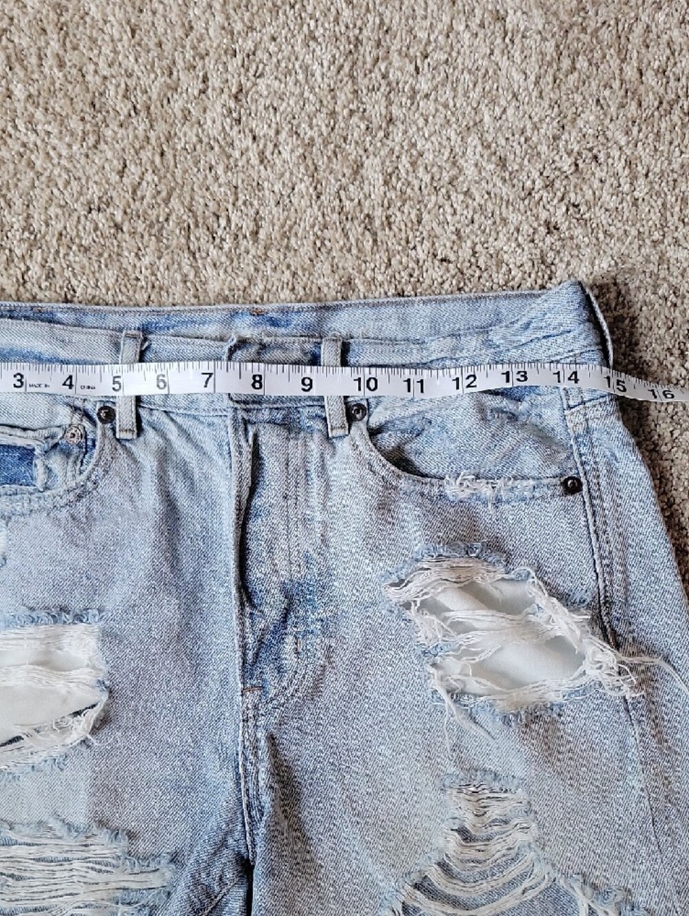 American Eagle Outfitters Light Wash Distressed Denim Shorts - Picture 6 of 6